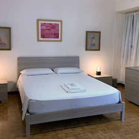 Hotel Fiordiluna, Nel Cuore Di Brescia Esterno foto
